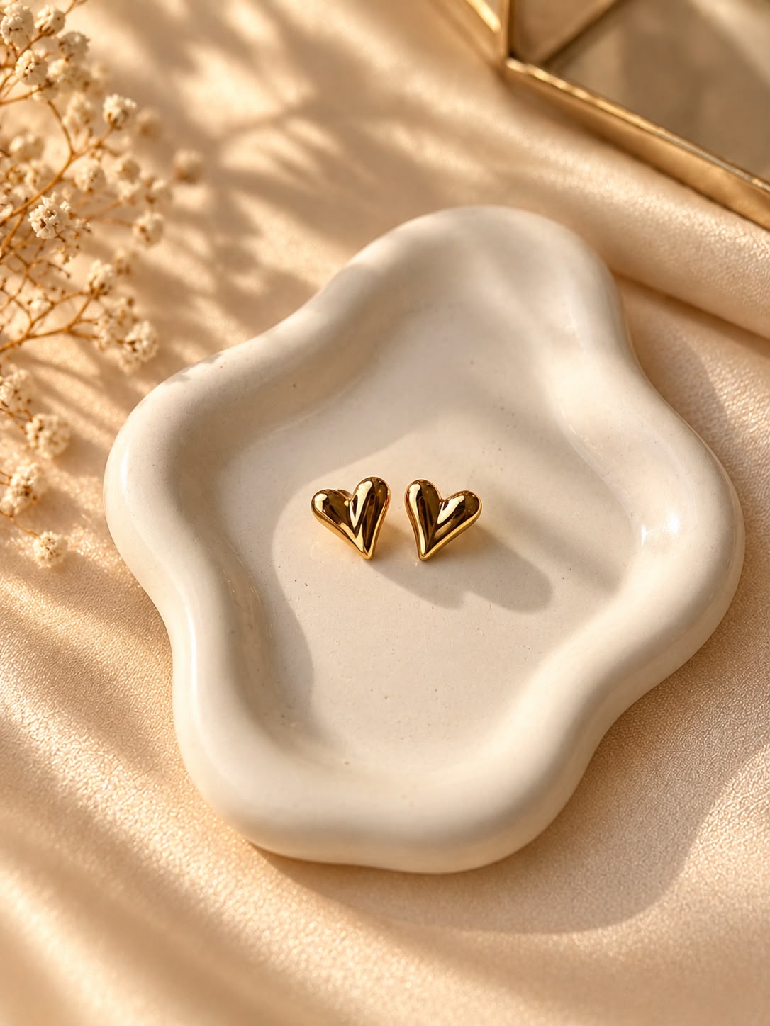 Classic Heart Stud