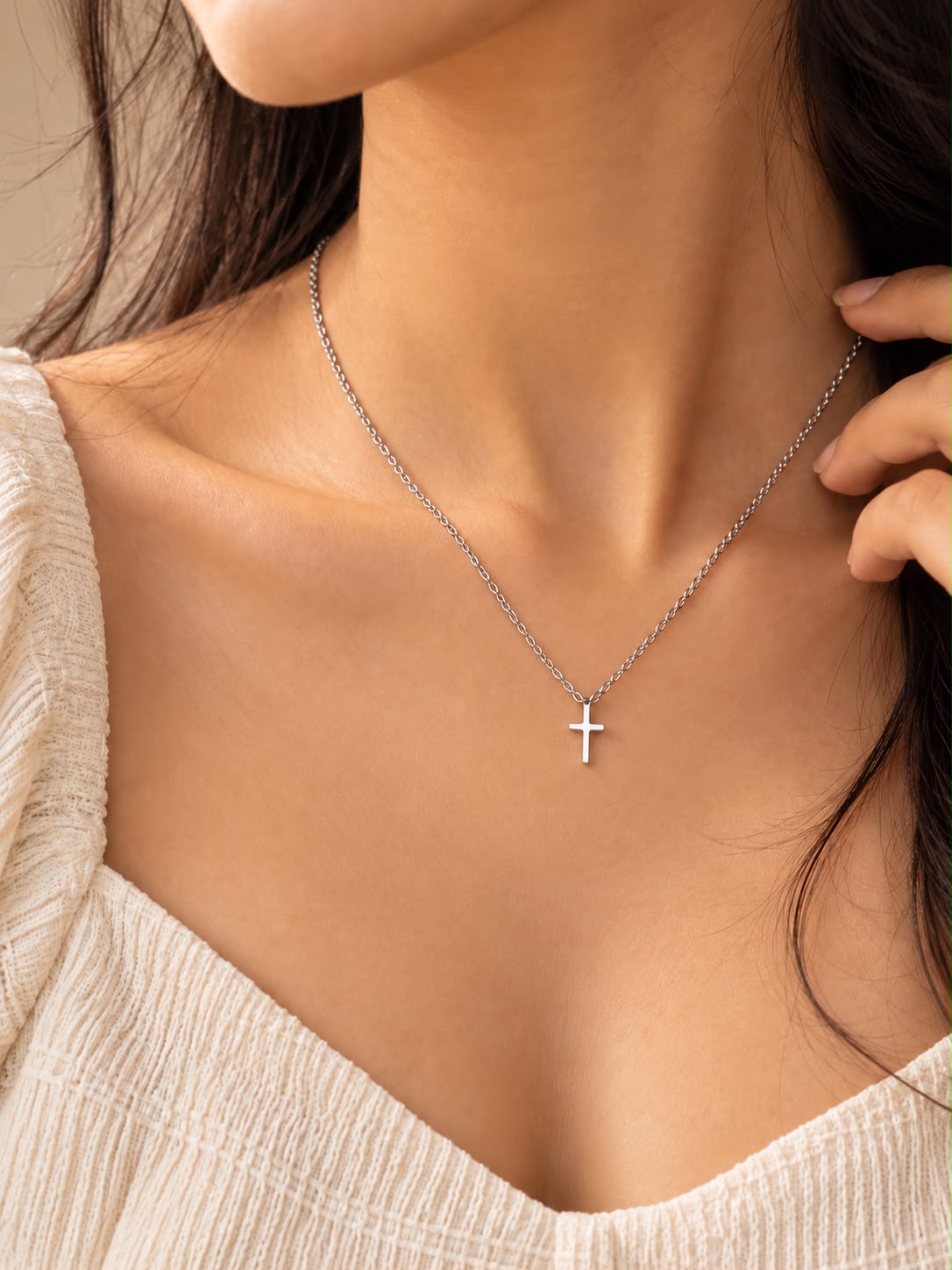 Tiny Cross necklace (Silver)